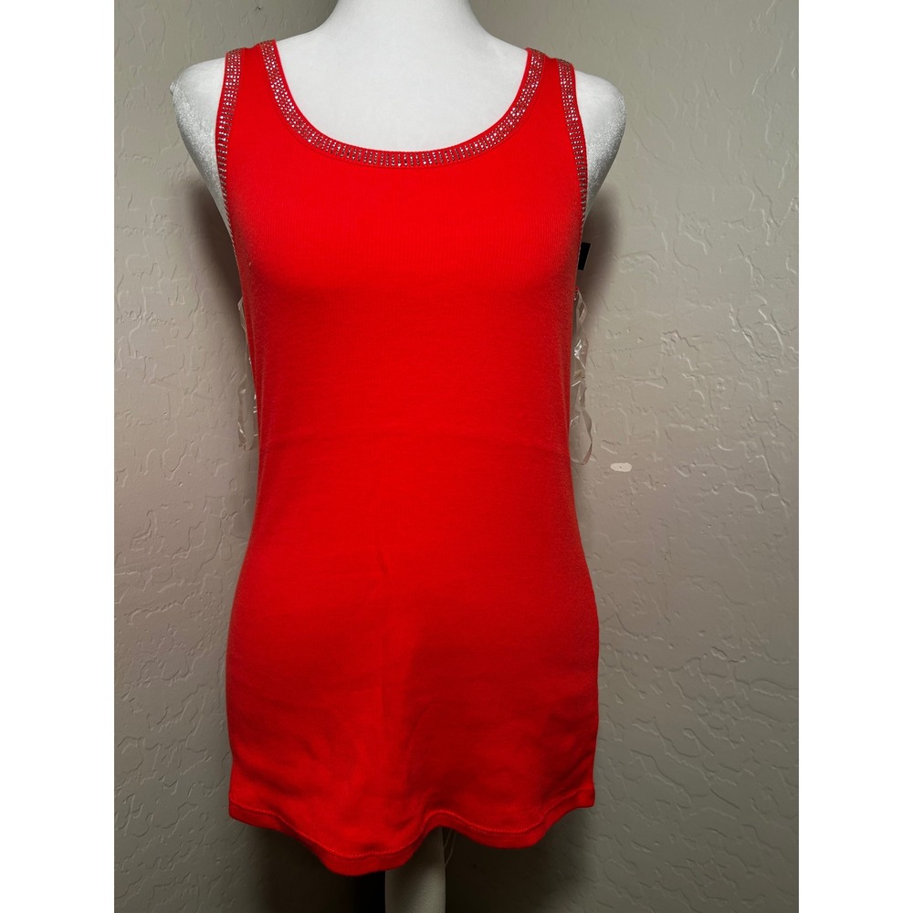 Jeans by Buffalo Red Ribbed Studded Scoop Neck Tank Top NWT Size M - Picture 2 of 6